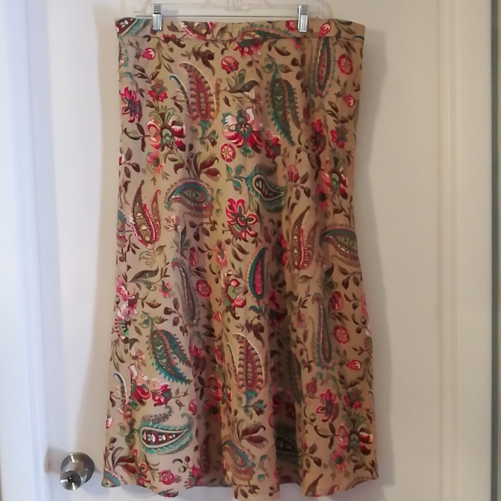 Woman's skirt